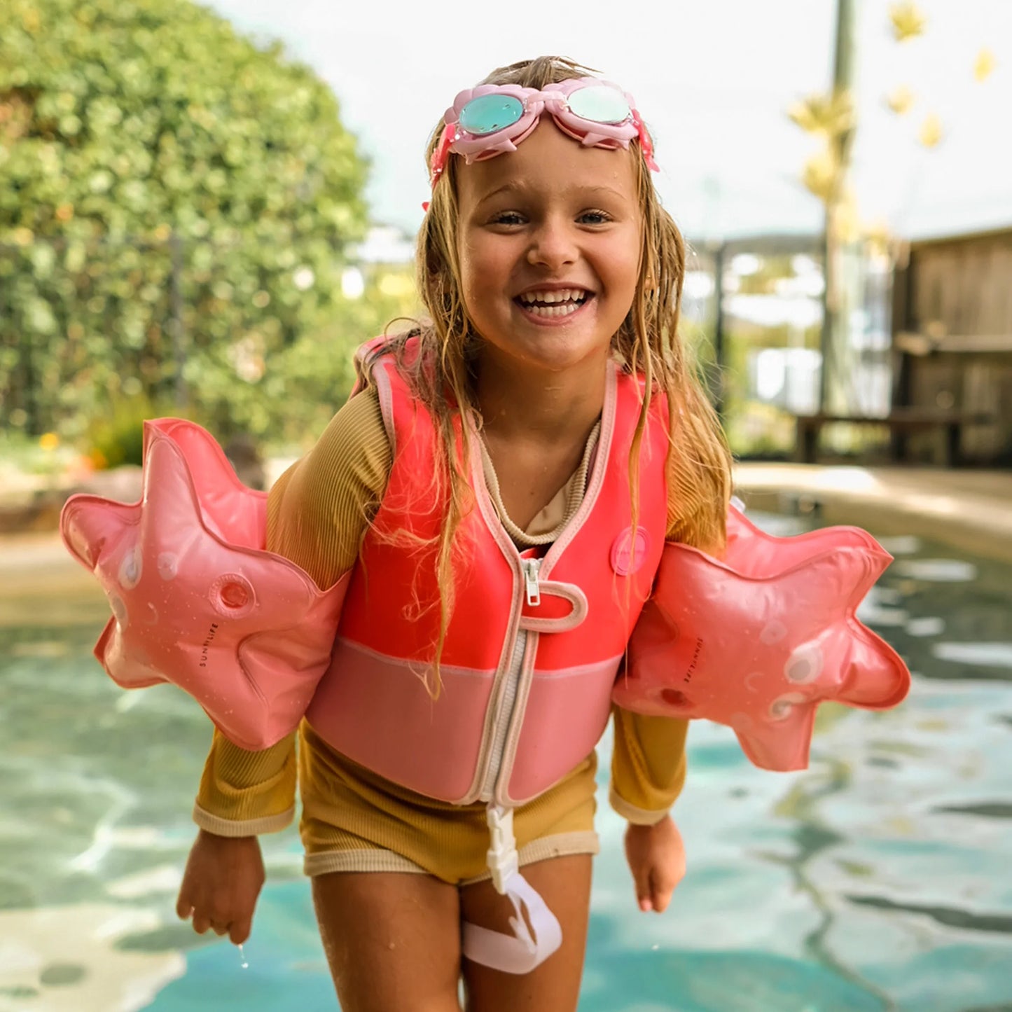 SUNNYLiFE Float Bands | Melody the Mermaid Strawberry