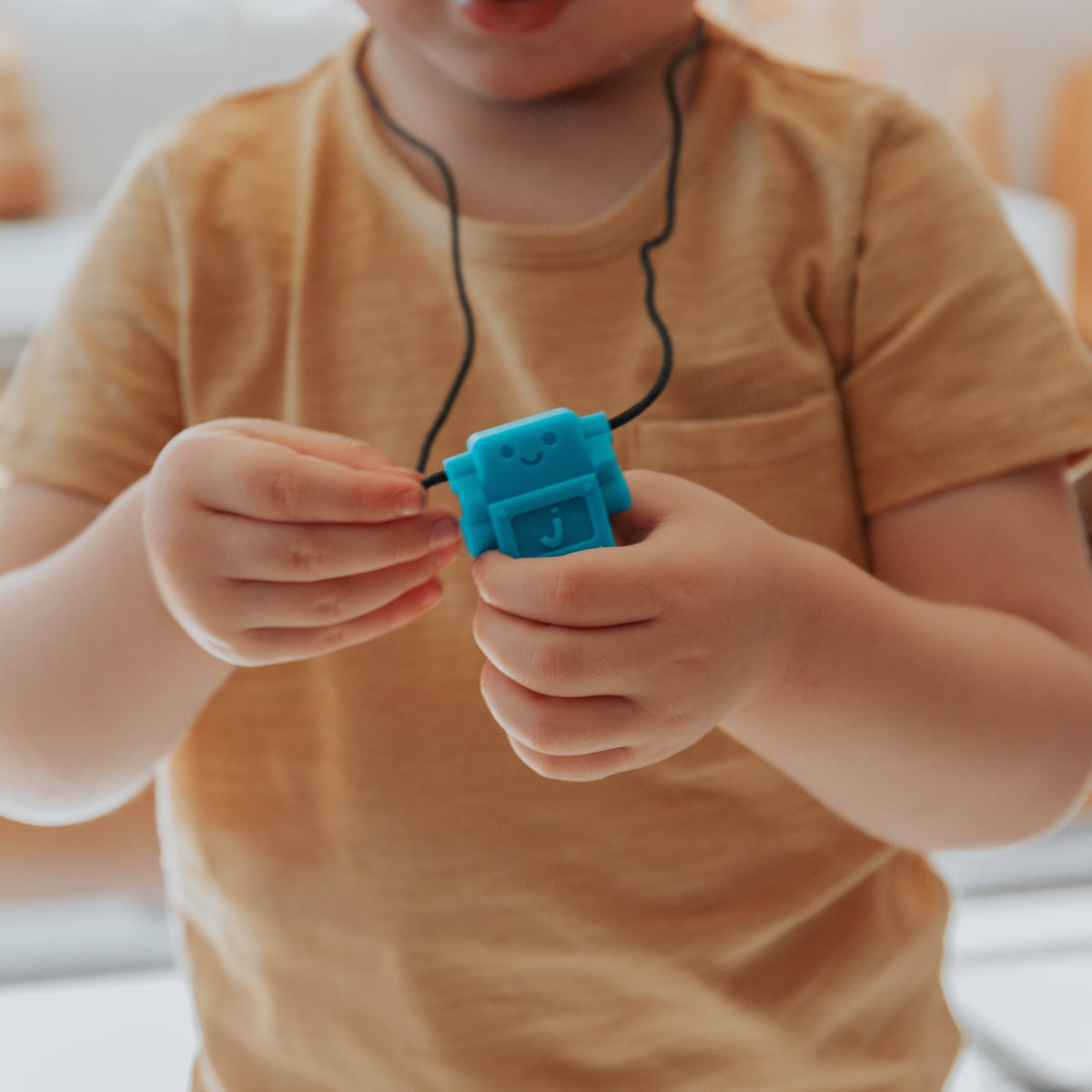 Jellystone Designs - Robot Pendant: Blue Hawaiian