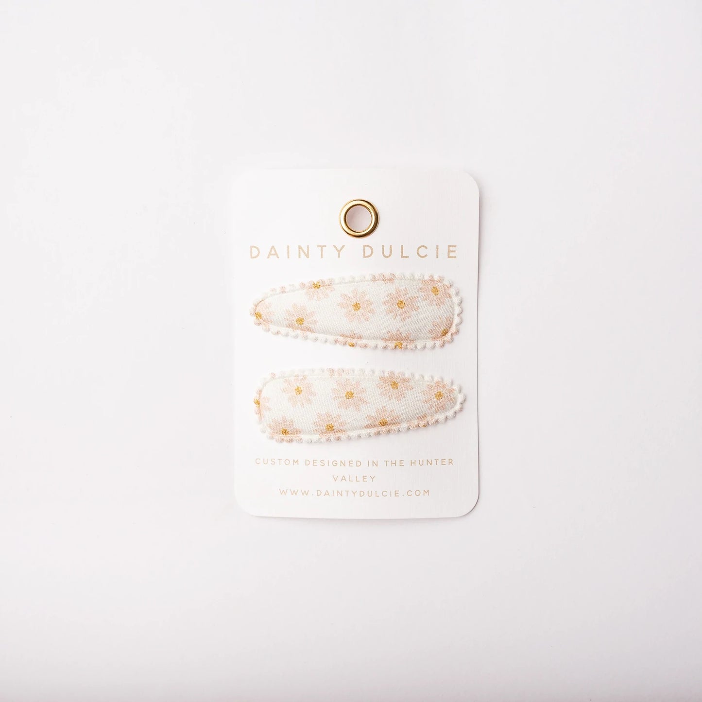 Agatha Daisy 'Light Peach' Clip Set