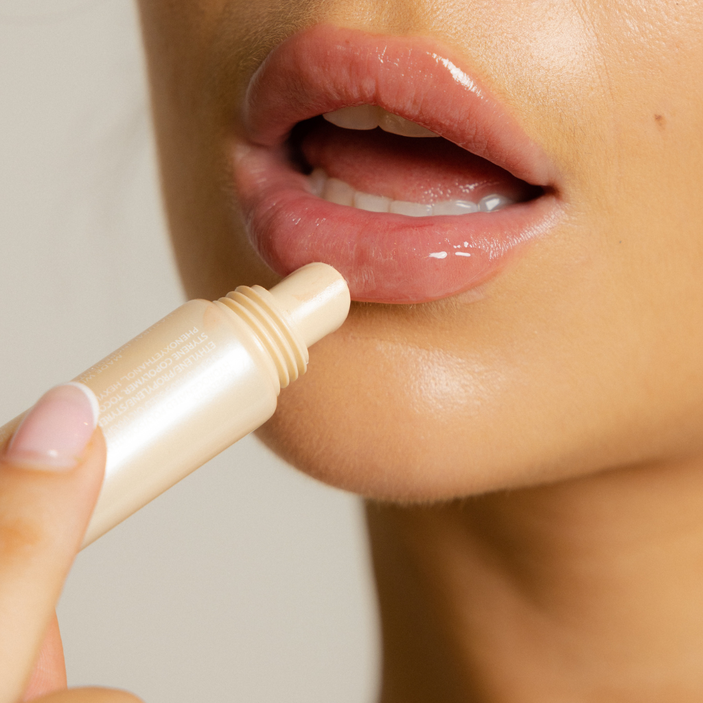 Lip Repair Oil