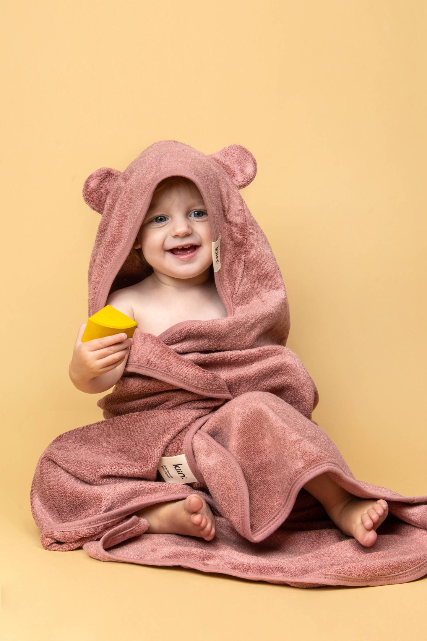 Hooded Towel: Buttercup