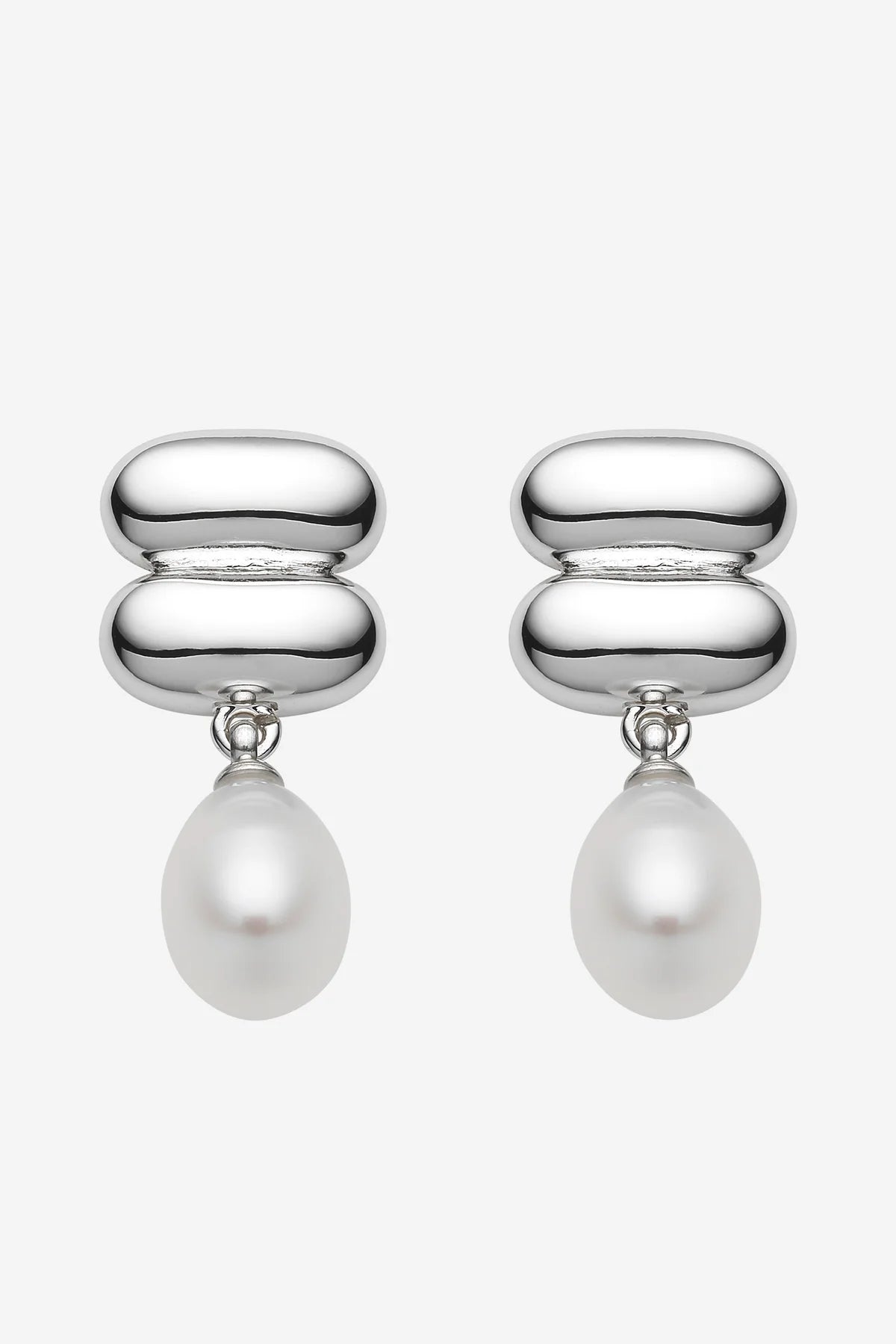 HEIDI SILVER PEARL EARRING