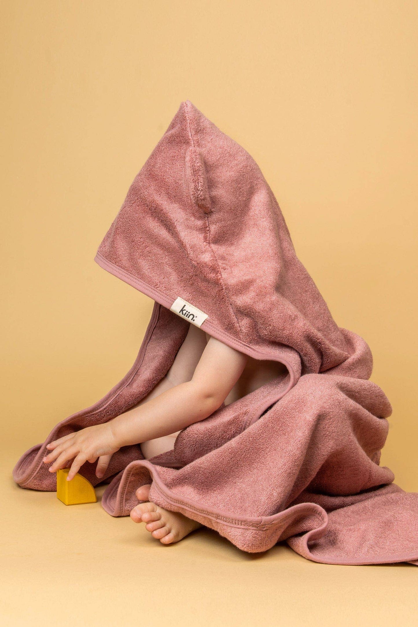 Hooded Towel: Caramel